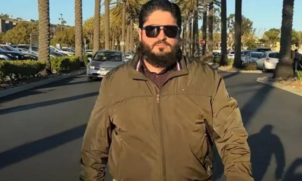 Επιστρέφει στους «εξορκισμούς» ο επικεφαλής της «Εκκλησίας των Εθνών» - Εμφάνιση με ... χολιγουντιανό αέρα (Βίντεο)